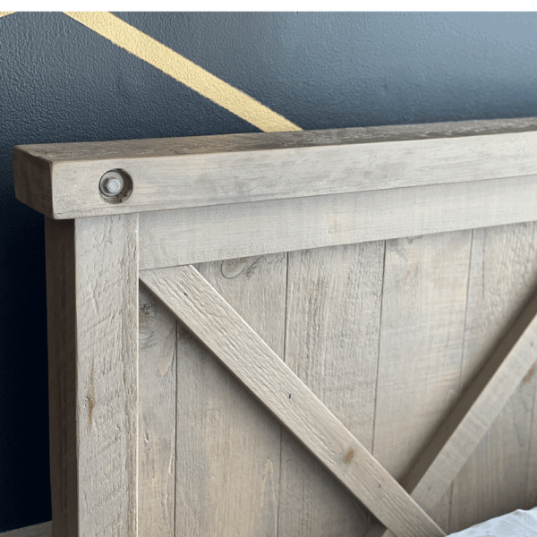 Truss Rustic Storage Bed-02